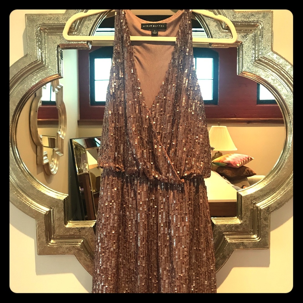 NWOT Aidan Mattox sequined beaded sleeveless dress